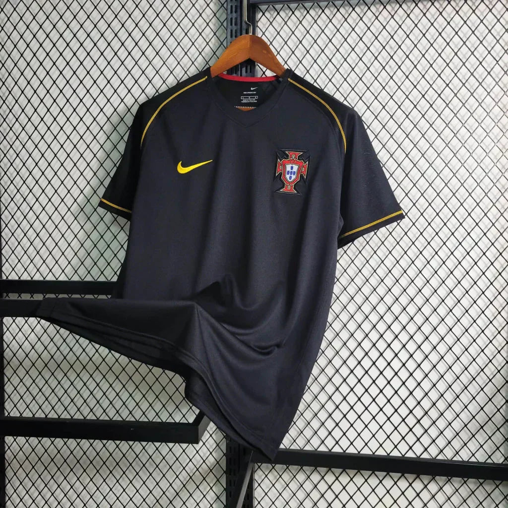 2006 Retro Portugal Visitante