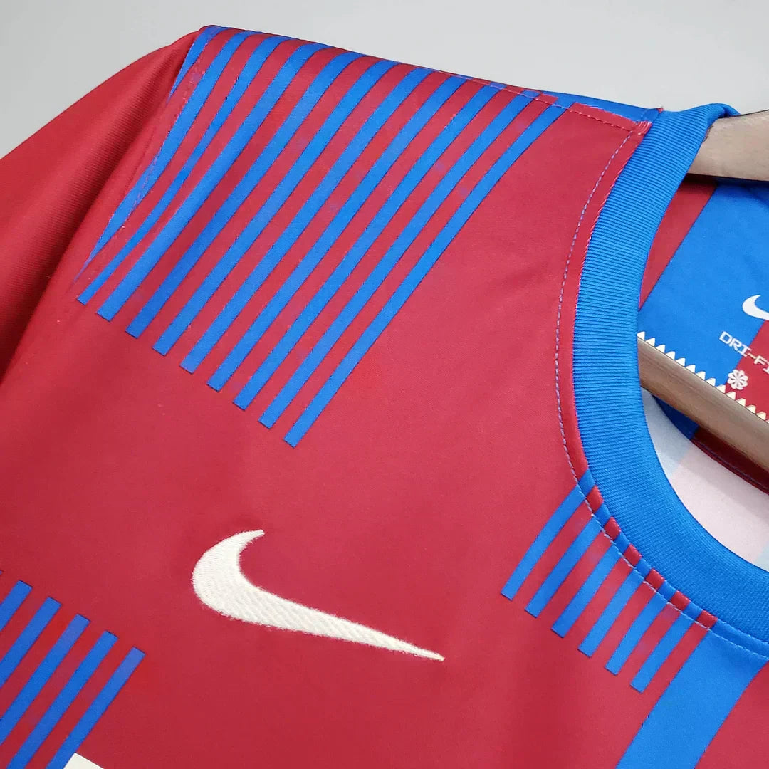 Barcelona 2021/2022 Local