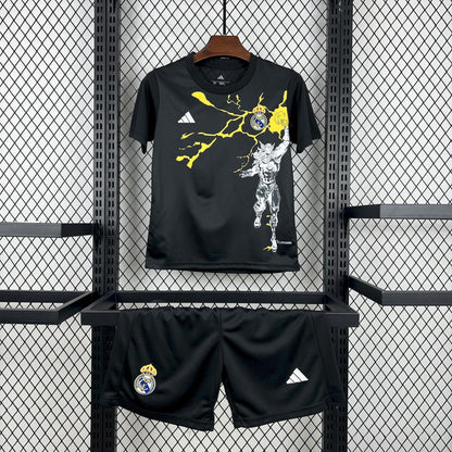 Real Madrid "Marvel" Edición Especial Talla Niño