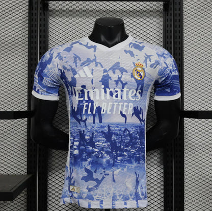 Real Madrid "Blue Skyline" Edición Especial
