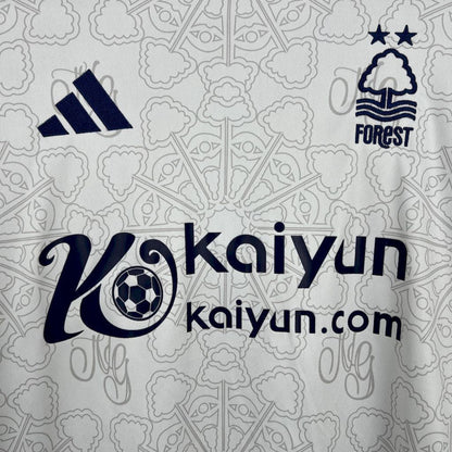2025/2026 Nottingham Forest Visitante Kit