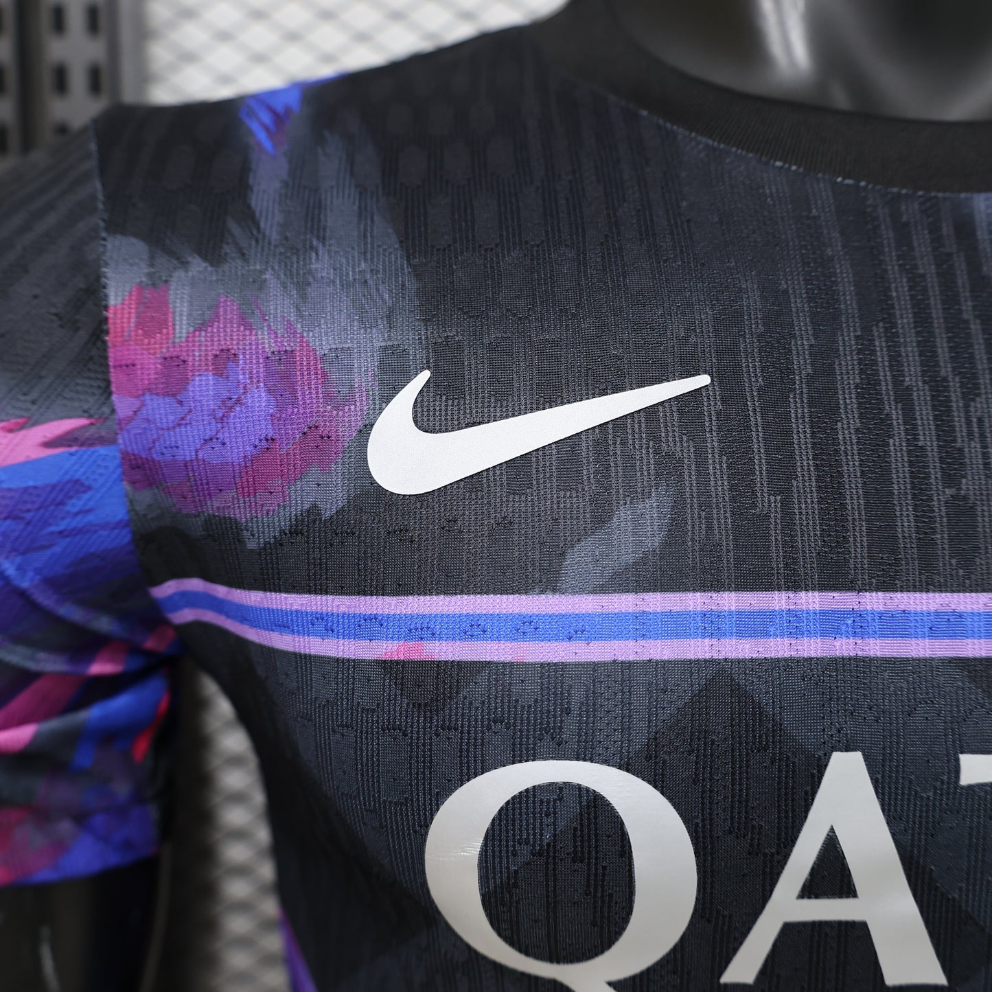 PSG Paris Saint-Germain "Paris Neon" Edición Especial