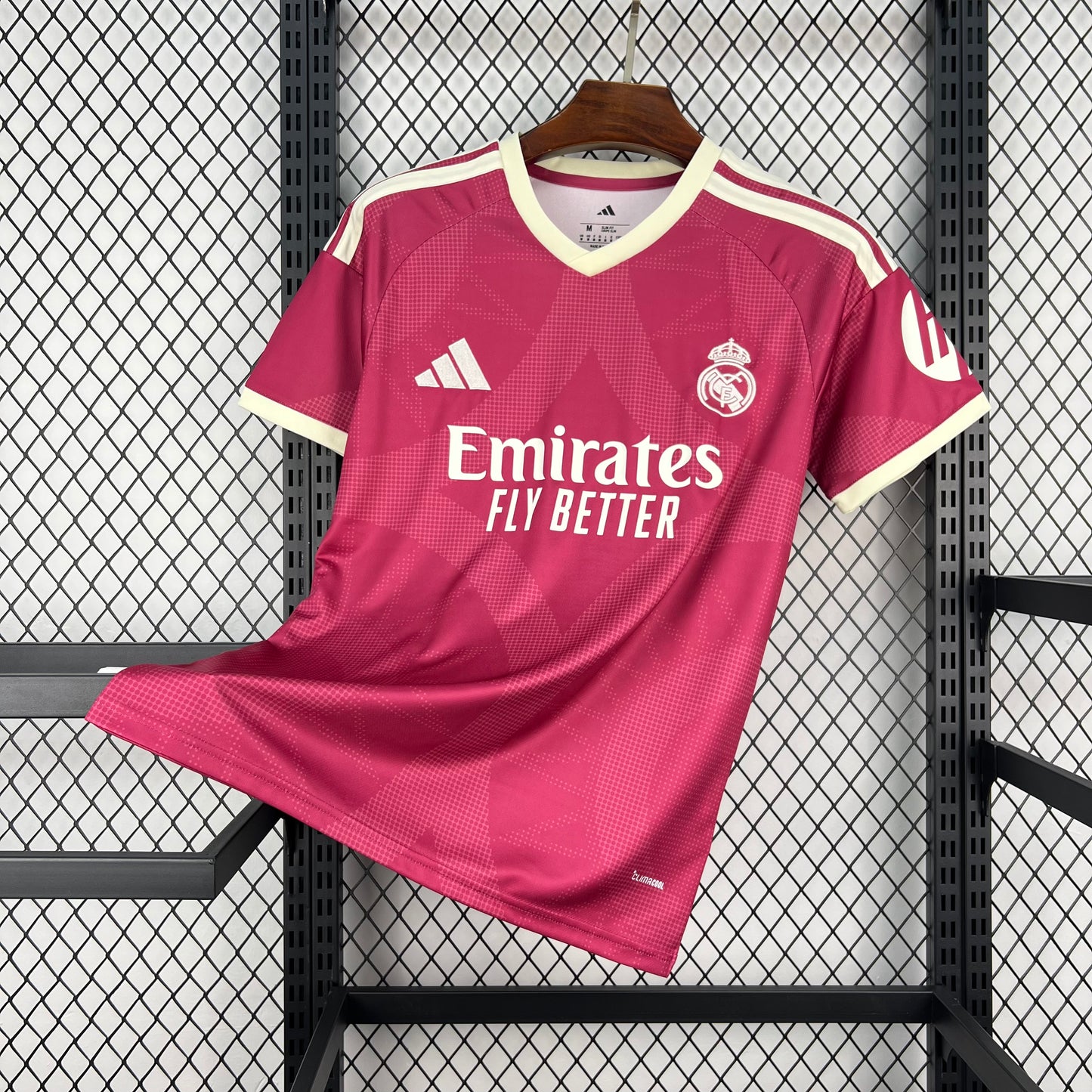 Real Madrid 2026/2027 Alternativa Kit