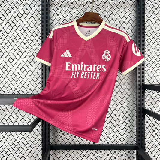 Real Madrid 2026/2027 Alternativa Kit