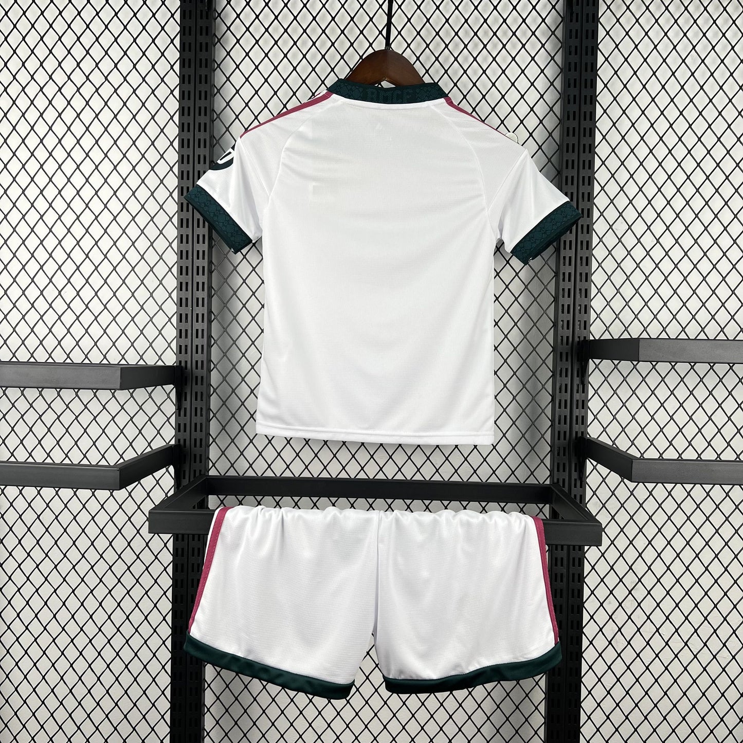 Real Madrid 2026/2027 Local Kit Niño