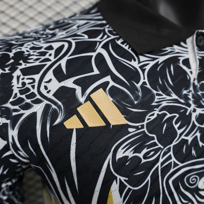 Real Madrid "Golden Beast" Edición Especial