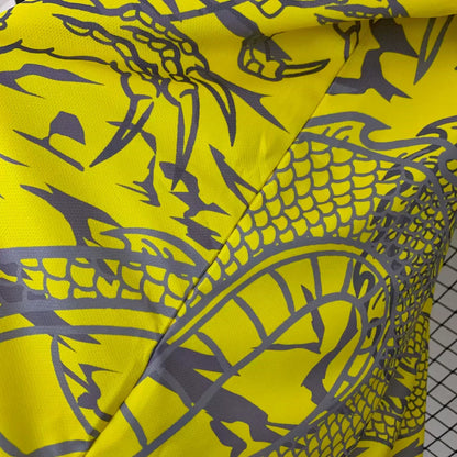 Real Madrid "Dragón Amarillo" Edición Especial
