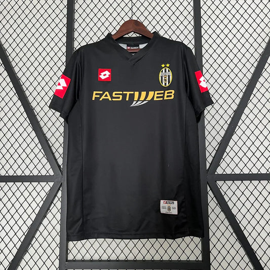 2001-2002 Retro Juventus Visitante