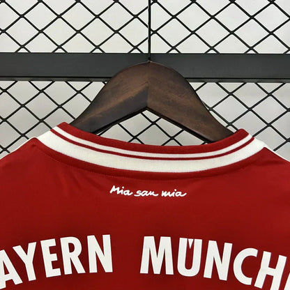 2013-2014 Retro Bayern Munchen Local