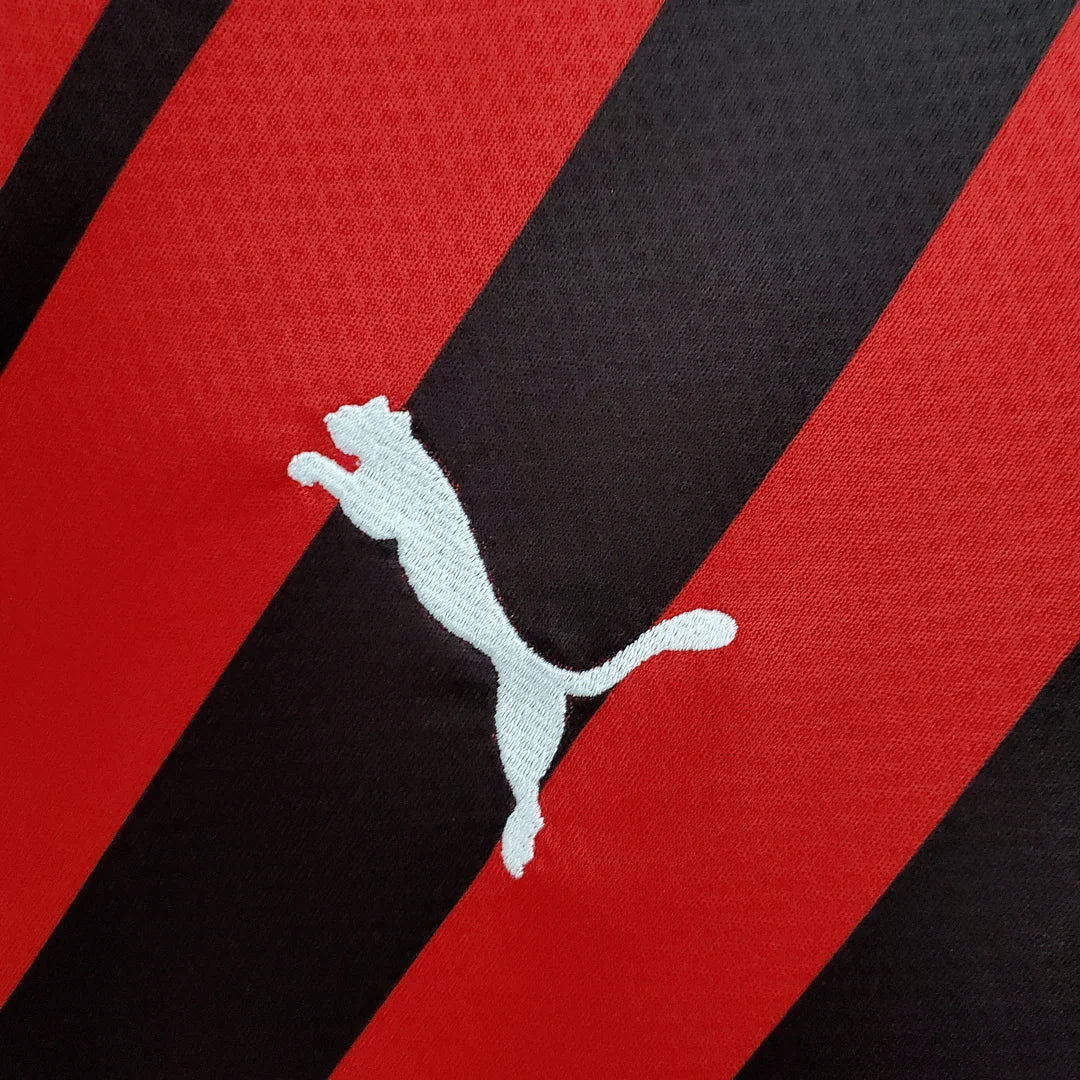 AC Milan 2021/2022 Local